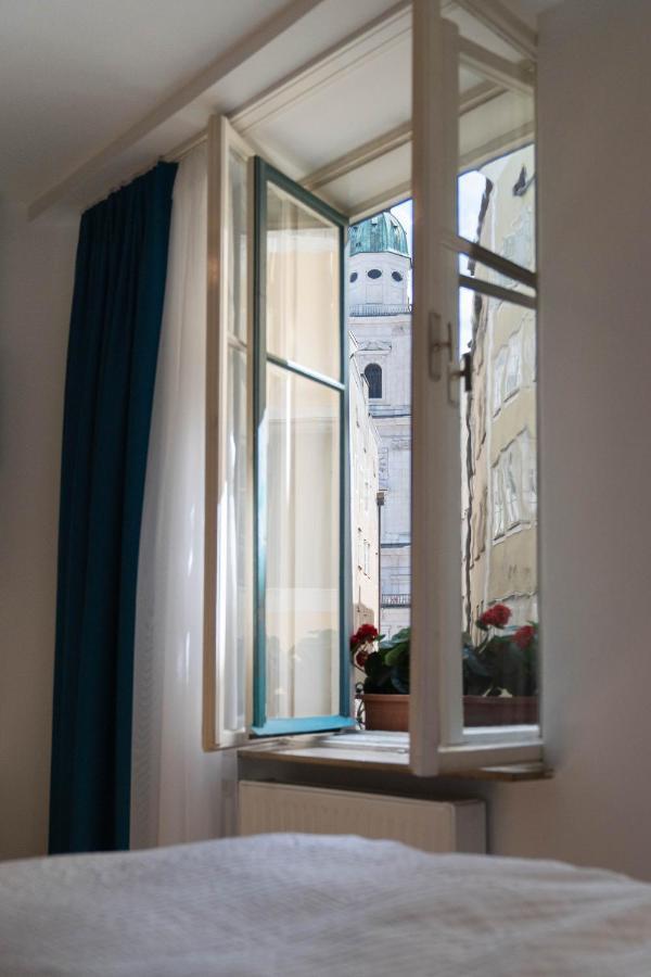 Altstadt-App. Domblick! 萨尔茨堡 外观 照片